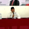 IKUT ANDIL. Anggota DPRD Jawa Barat, Daddy Rohanadi mendesak Pemprov terlibat penanganan banjir di Kabupaten Cirebon.