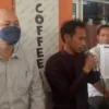 CURHAT NAKES. Seorang warga Edi Sugianto melaporkan Anggota DPRD Kabupaten Indramayu Anggi Noviah ke polisi. Dia menuding postingan Anggi di medsos telah memicu hak interpelasi.