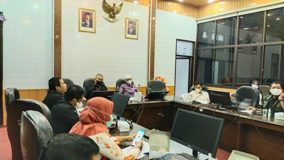 Audiensi jajaran KPU Kabupaten Cirebon bersama pimpinan DPRD