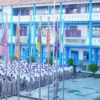 BERKUALITAS. Siswa-siswi SMK PGRI Jatibarang mengikuti kegiatan di lapangan sekolah mengenakan atribut lengkap. Saat ini sudah ada 565 calon siswa baru yang mendaftar untuk memenuhi kuota 600 siswa baru.