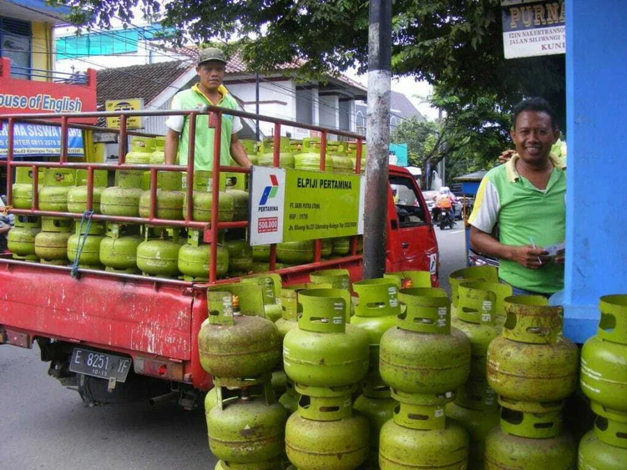 HARGA BARU. Mulai tanggal 1 Maret 2022, pemerintah memberlakukan harga eceran tertinggi (HET) gas bersubsidi 3 kilogram se wilayah III Cirebon.