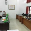 PENEKANAN. Rapat kerja Komisi I DPRD Kabupaten Cirebon bersama BKPSDM terkait evaluasi rotasi dan mutasi jabatan di lingkungan Pemkab Cirebon.