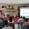 HADIRI UNDANGAN. Anggota dan Pimpinan DPRD Kabupaten Cirebon menjadi narasumber dalam agenda Wawasan Kebangsaan di Kecamatan Plumbon.
