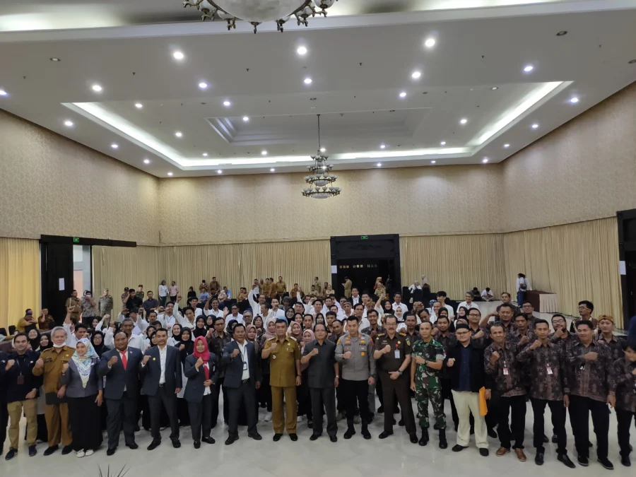 Pelantikan 66 anggota PPS di Kota Cirebon