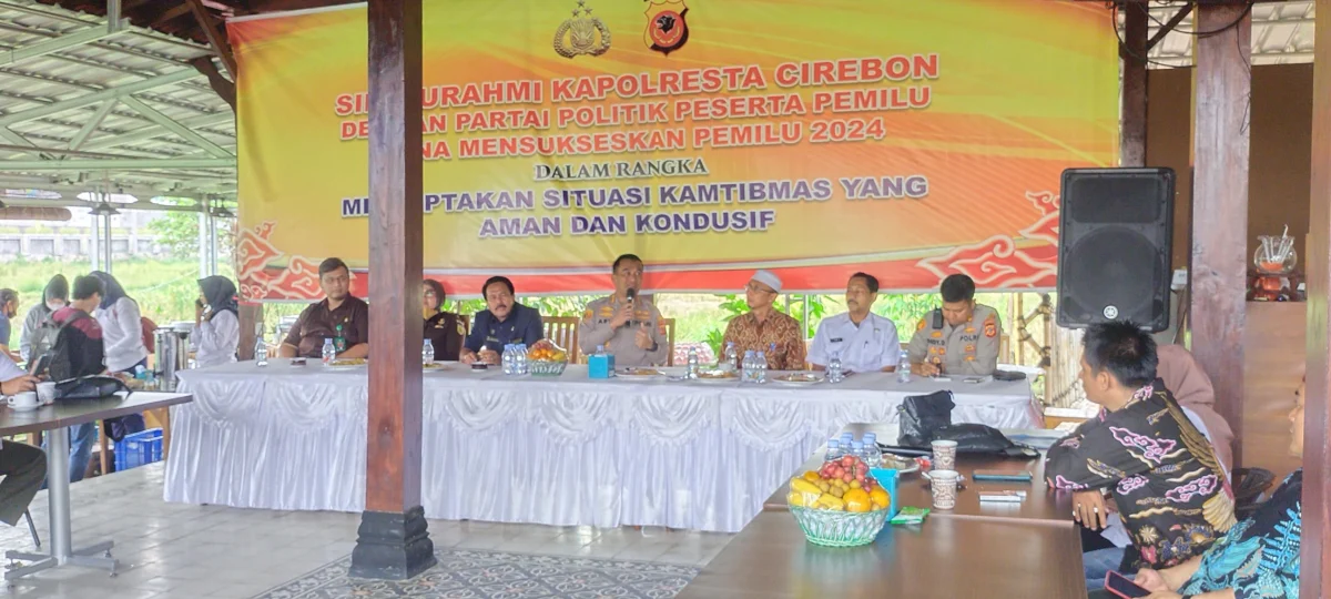 Kapolresta Cirebon mengumpulkan pimpinan parpol di Kabupaten Cirebon