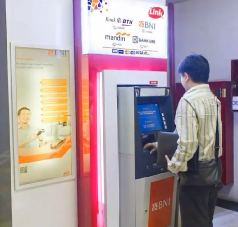 Tutorial 10 Cara Transfer Uang Menggunakan ATM dengan Mudah
