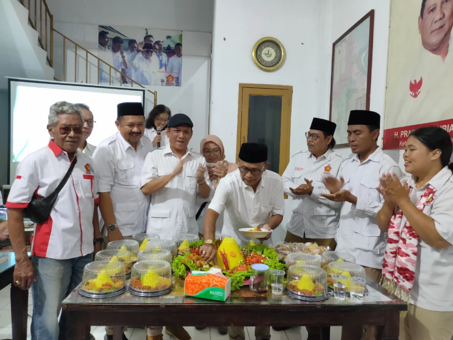 Partai Gerindra Kota Cirebon menggelar HUT ke-15
