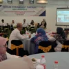 SERAP MASUKAN. Disdukcapil Kota Cirebon membuka forum perangkat daerah untuk mendengar masukan dan saran dari berbagai pihak, terhadap rencana program di tahun 2024. FOTO: ASEP SAEPUL MIELAH/RAKYAT CIREBON