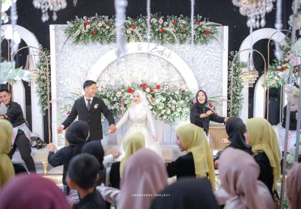 Potret Acara Pernikahan. 4 Rekomendasi Wedding Organizer Yang Ada Di Cirebon!. Foto : https://instagram.com/frendsweddingorganizer_