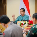 Presiden Jokowi saat Berada di Papua. Jokowi Larang Adakan Buka Bersama: Alasannya Covid-19!. Foto : instagram.com/jokowi