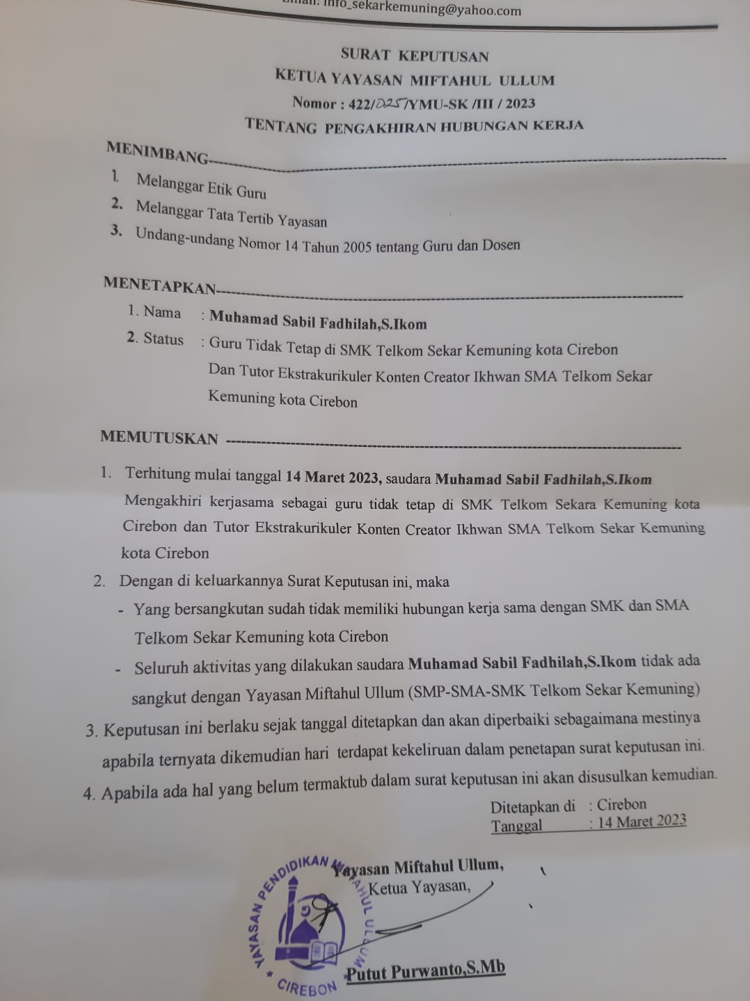 Surat Keputusan Ketua Yayasan Salah Satu SMK Di Cirebon Untuk Sabil Yang Berkomentar Maneh Ke Gubernur