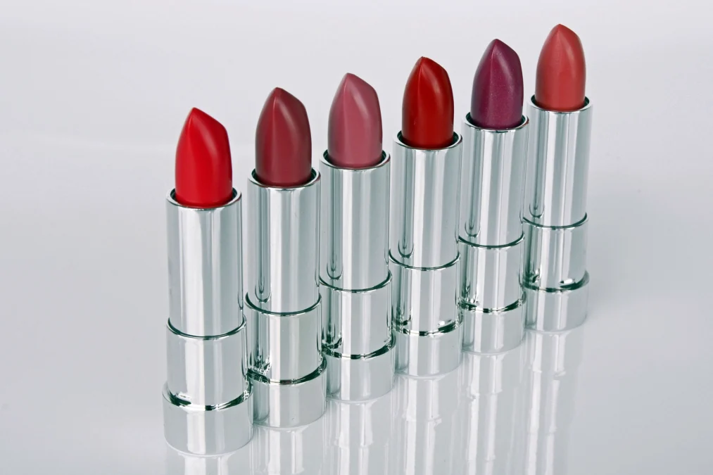 Cara memilih Warna Lipstick yang Sesuai