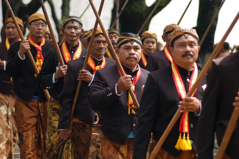 Tradisi Unik yang Dilakukan Beberapa Daerah di Indonesia Saat Lebaran