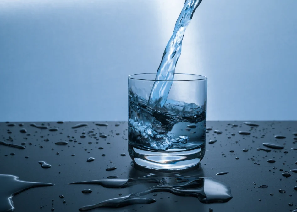 Menjaga Kesehatan dengan Memahami Pentingnya Minum Air Putih dalam Keseharian
