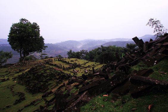 Situs Batu Tulis Gunung Singkil