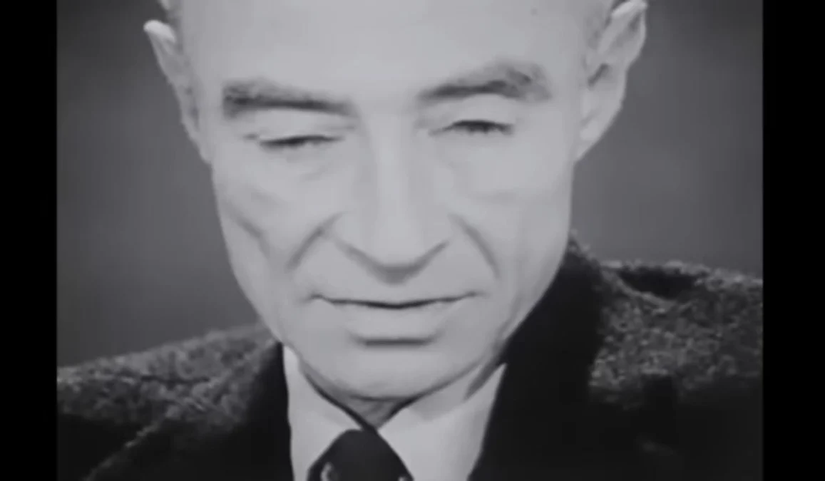 Adegan Film Oppenheimer