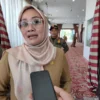 Wakil Walikota Cirebon, Dra Hj Eti Herawati MAP menanggapi perihal Nashrudin Azis resmi mundur dari jabatan Walikota Cirebon