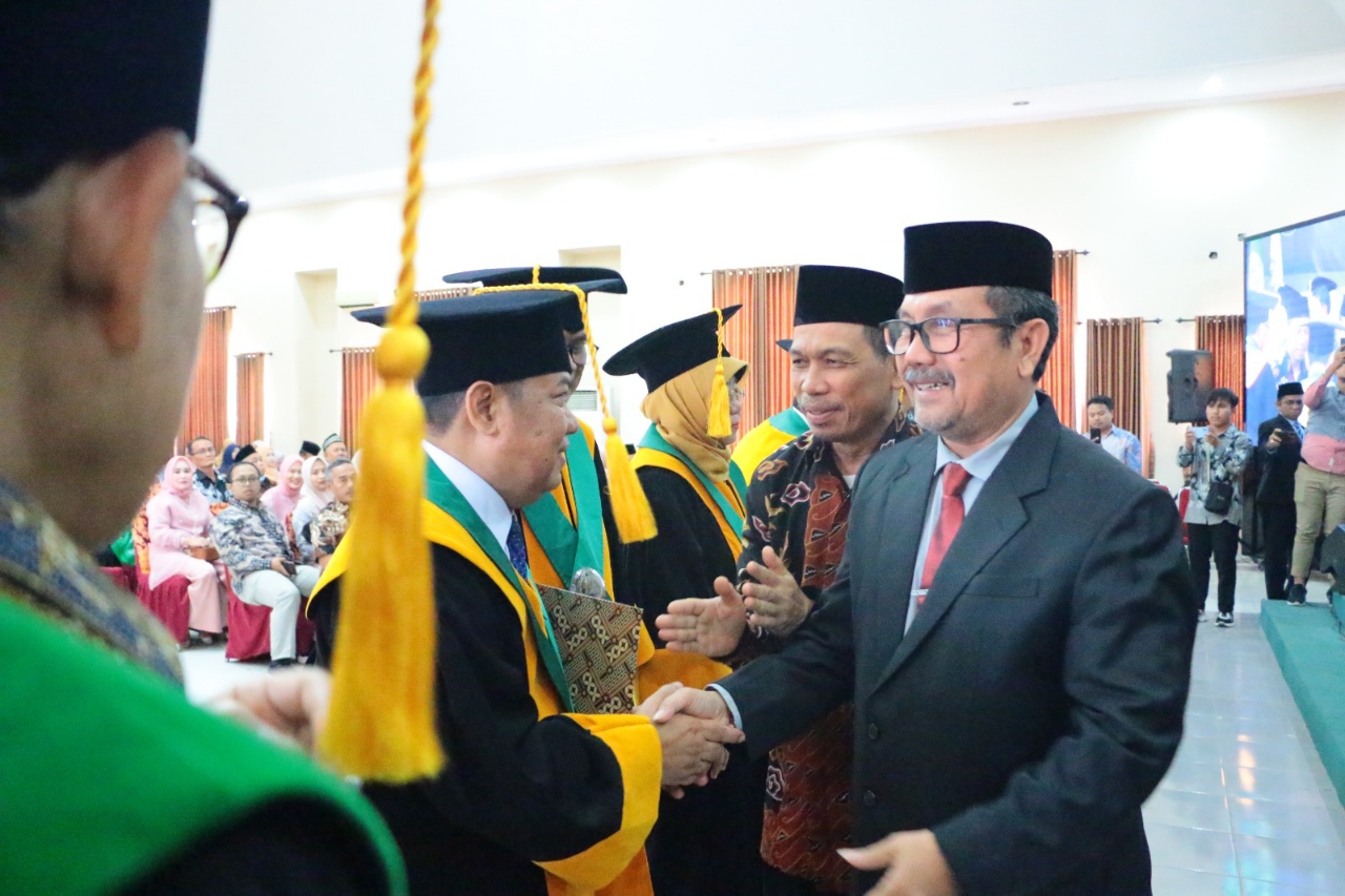 Bupati Cirebon Minta Akademisi Terlibat Bangun Daerah