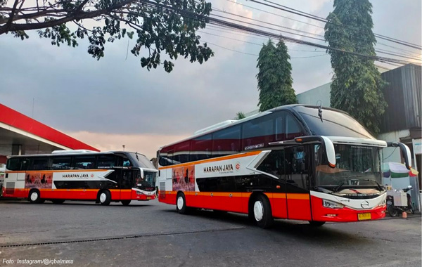 PO Harapan Jaya Meluncurkan 2 Unit Bus Baru dari Karoseri Tentrem