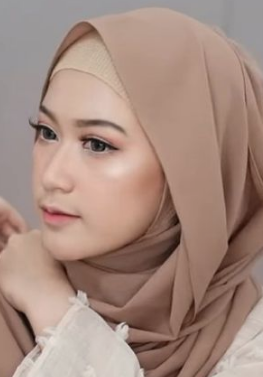 5 Tutorial Hijab Pashmina Simpel Untuk Remaja, Pastinya Anti Ribet dan Layak Dicoba!