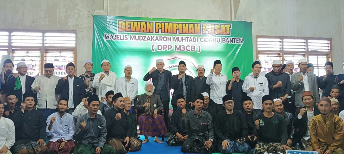 Ulama Kharismatik Banten, Abuya Muhtadi Deklarasi Dukung Ganjar-Mahfud
