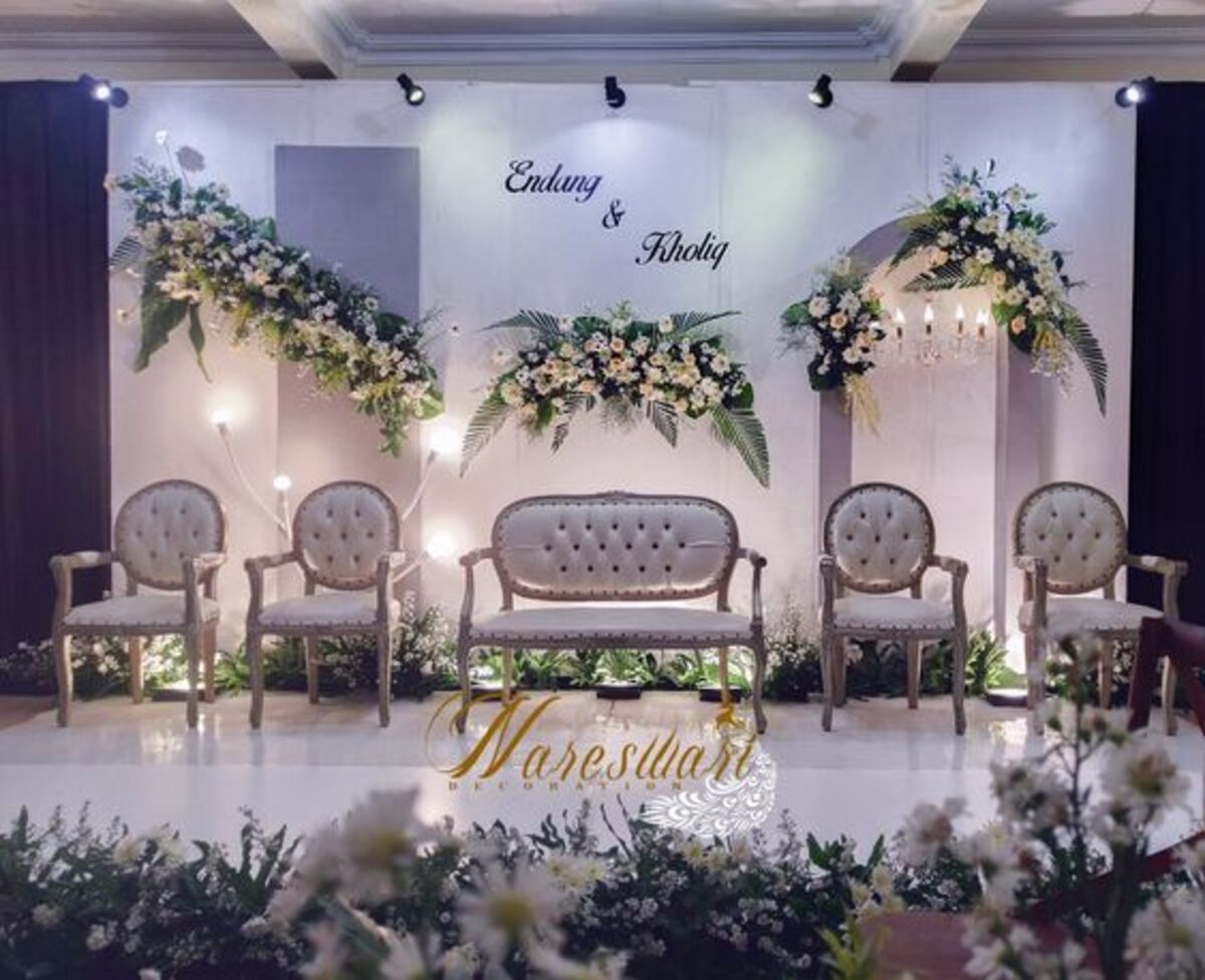 Contoh Dekorasi Pernikahan Indoor Sederhana dan Elegan