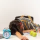 hubungan antara gaya hidup dengan kualitas tidur