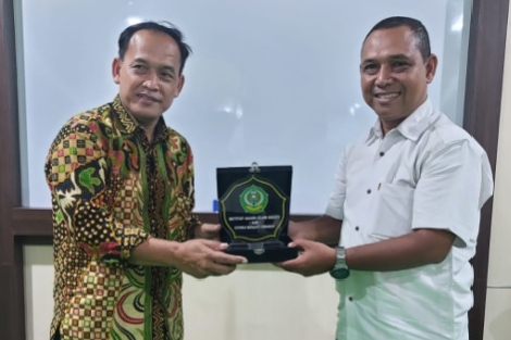 UIN Salatiga dan IAIN Cirebon Berkolaborasi dalam Pengembangan Perpustakaan