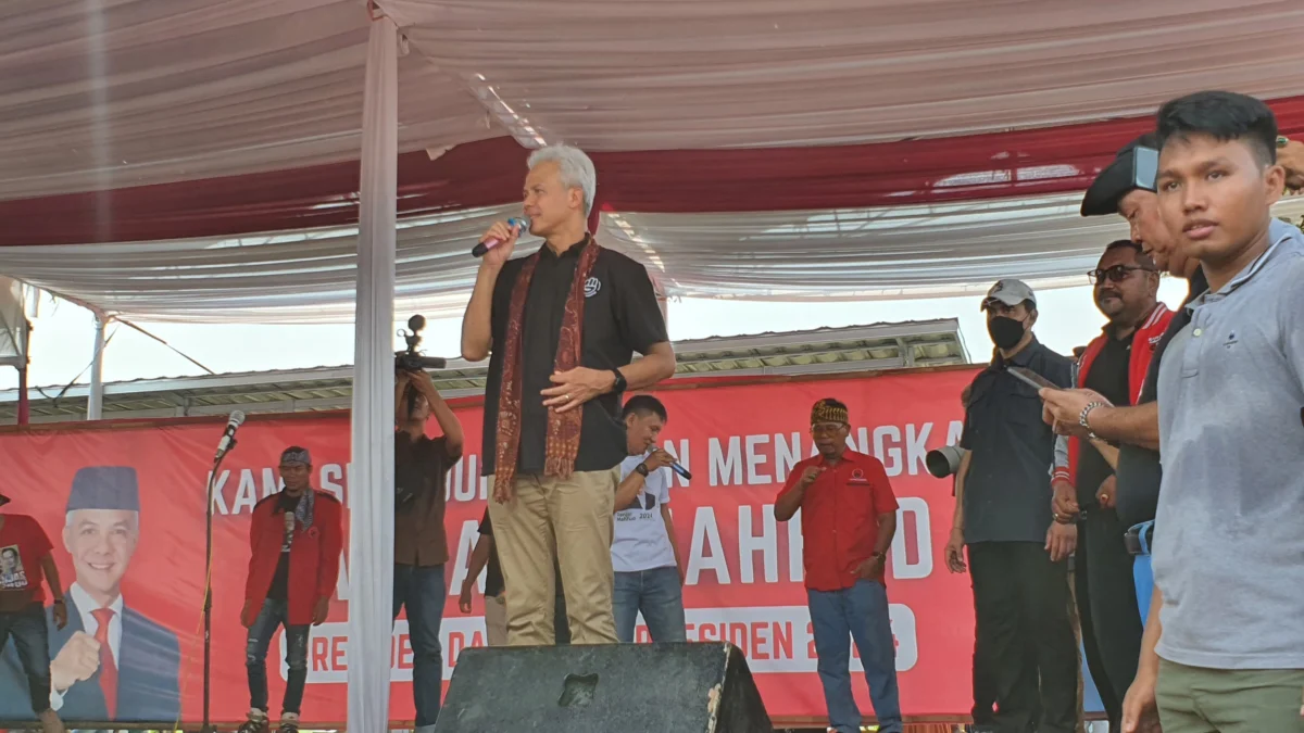 Ganjar Pranowo Bantah Isu Bansos Dihapus Jika Dirinya Terpilih Jadi Presiden