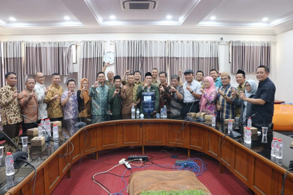 IAIN Cirebon dan PT. Al-Ma’soem Muamalah Mandiri Berkolaborasi Kerja Sama Pengadaan Kemasan Air Mineral