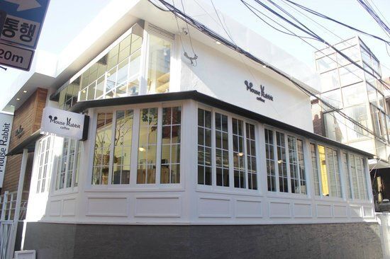 Daftar Kafe dan Restoran Populer Milik Artis Korea Selatan, yang Manakah Idolamu?
