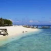 Nikmati Panorama Pantai Eksotik yang Menakjubkan dan Beragam Spot Foto Keren di Pantai Tlangoh Bangkalan