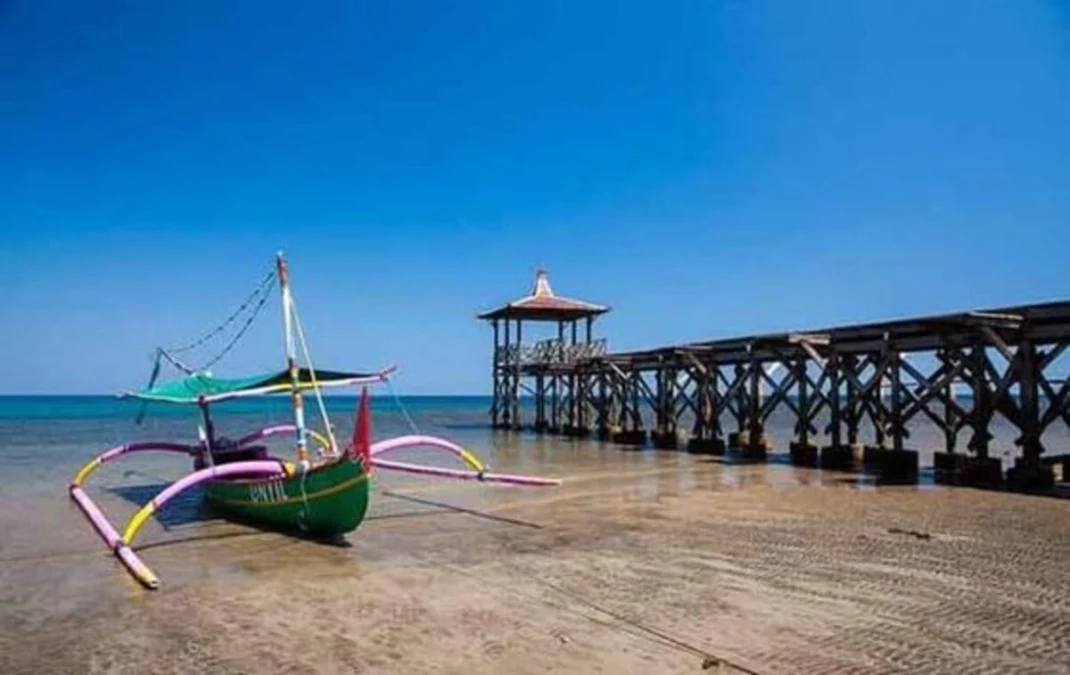 Rekomendasi Destinasi Tempat Wisata Pantai di Situbondo dengan Spot Foto yang Instagramable