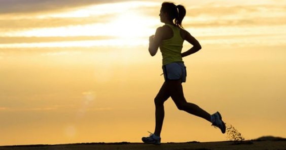 Lari Pagi, Senyum Sehat: Tips Olahraga Ringan untuk Semua Generasi