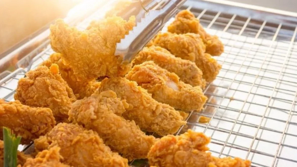 Alat yang Wajib Dimiliki untuk Usaha Fried Chicken, Dijamin Praktis dan Efisien”