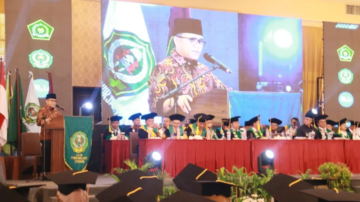 ORASI. Menteri PAN-RB Republik Indonesia, Abdullah Azwar Anas SPd SS MSi hadir pada Wisuda XXVIII IAIN Syekh N