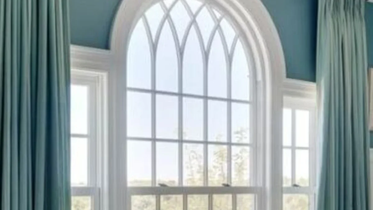 Menciptakan Harmoni Warna, 8 Rekomendasi Memilih Tirai Jendela untuk Interior dengan Dinding Abu-abu