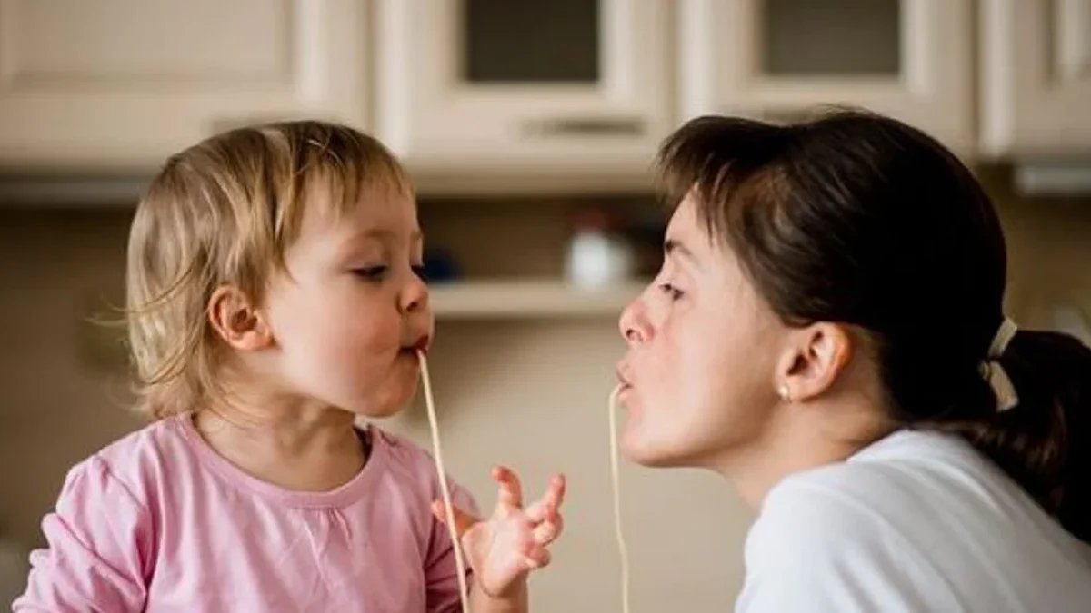 10 Kesalahan Orang Tua saat Memberi Makan Anak, Bisa Bikin Si Anak Sakit 