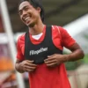 Preman Lini Tengah Psm Makassar Erwin Gutawa Resmi Berseragam Borneo FC